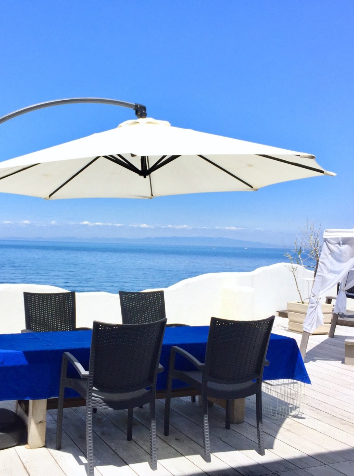 海辺のカフェテラス